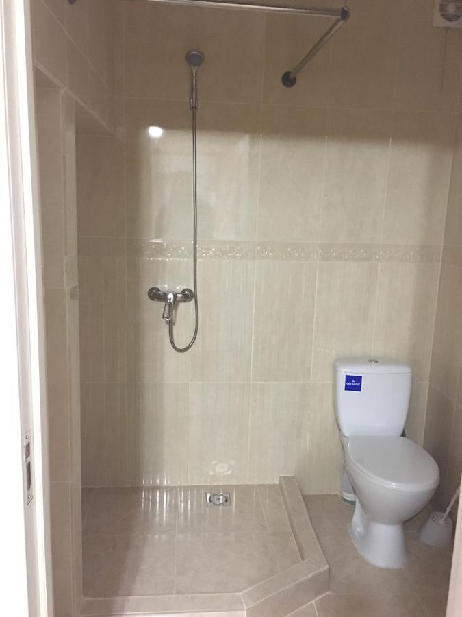 Private House Apartment แบรฮอฟ ภายนอก รูปภาพ