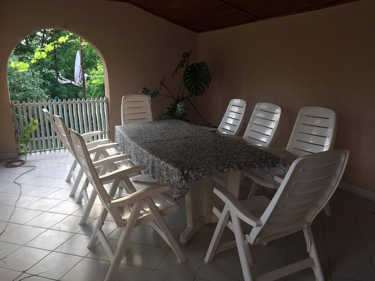 Private House Apartment แบรฮอฟ ภายนอก รูปภาพ